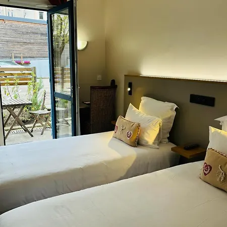 Castel Fleuri Hotel 3*