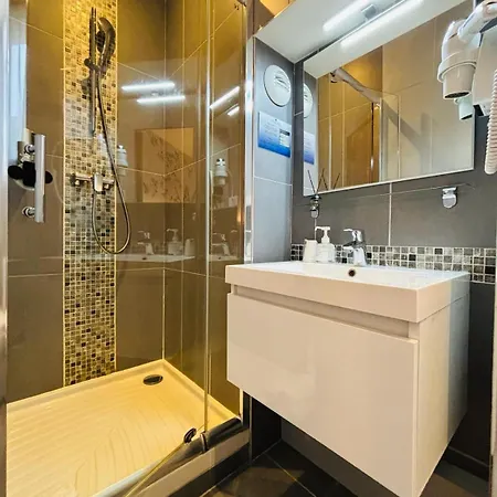 Hotel Castel Fleuri Tours