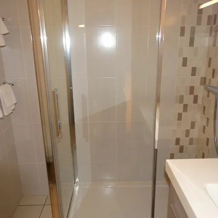 Hotell Castel Fleuri