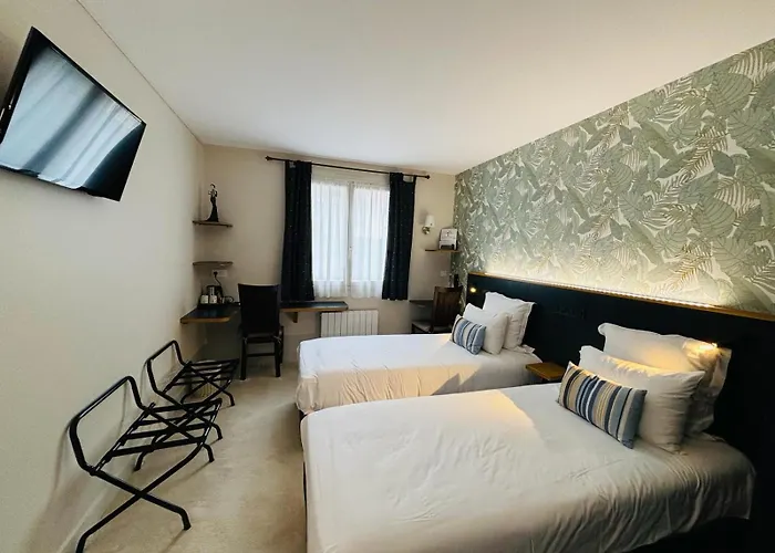 מלון Castel Fleuri