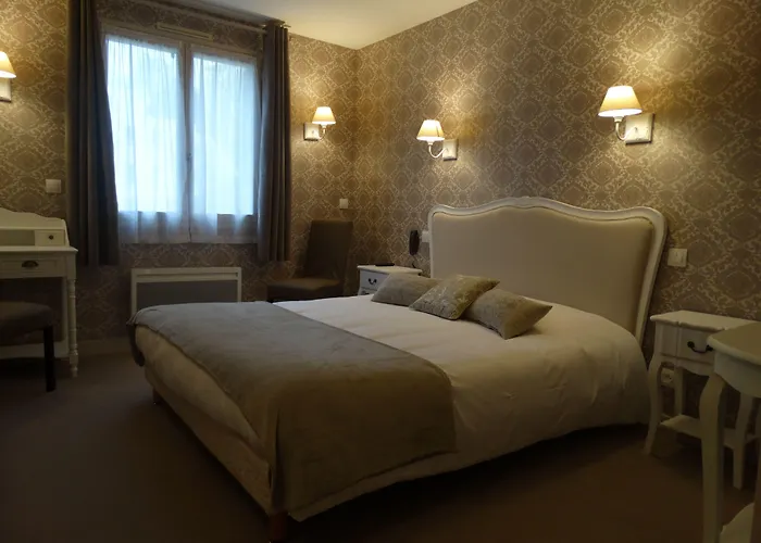 Castel Fleuri Hotel 3*