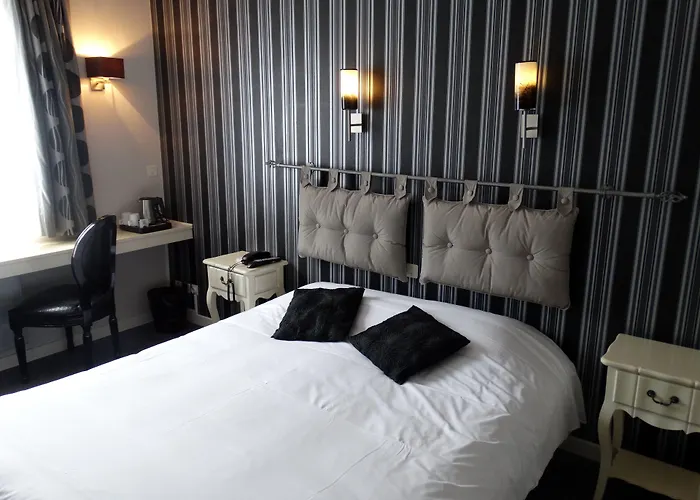 Castel Fleuri Hotel 3*